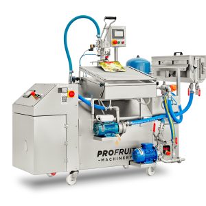 Diesel/Gas-pastör HEAT 1000 kombinerad med MINIFLOW-fyllare och bufferttank – sidovy | ProFruit Machinery